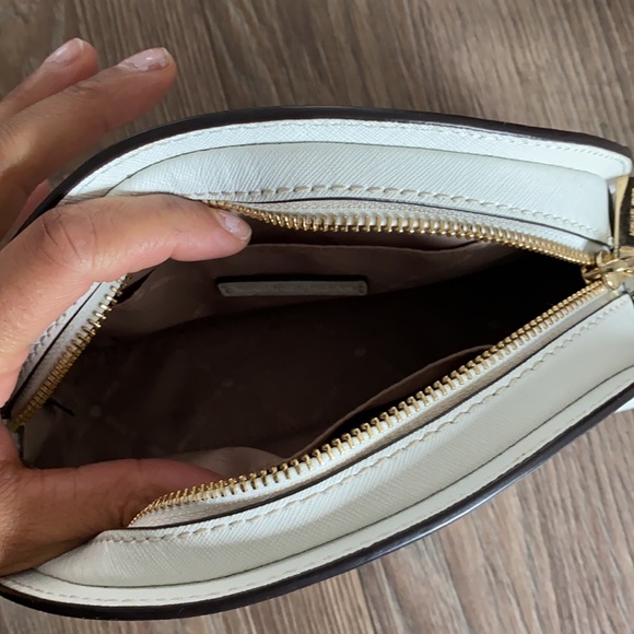 Michael Kors Cross bag - Picture 3 of 6